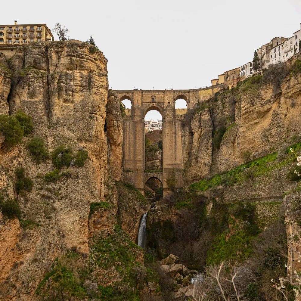 Puente Nuevo iz kanjona