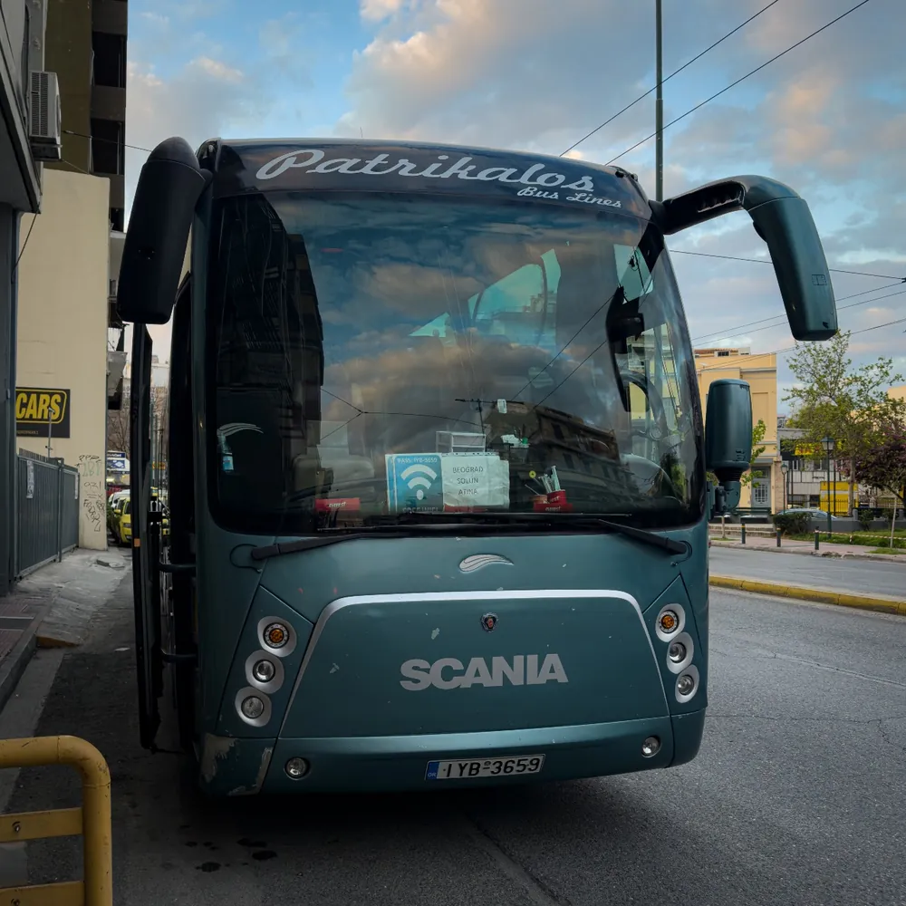 Autobus FP Travela na liniji Beograd–Atina