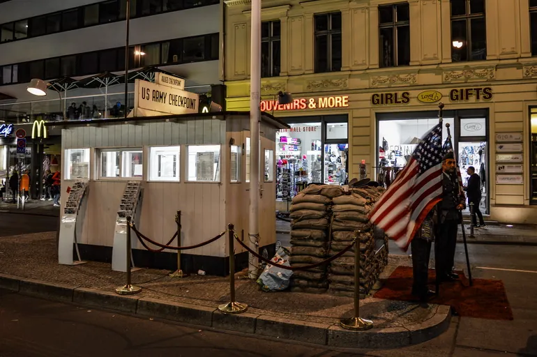 Čekpoint Čarli, nekadašnji granični prelaz u Berlinu