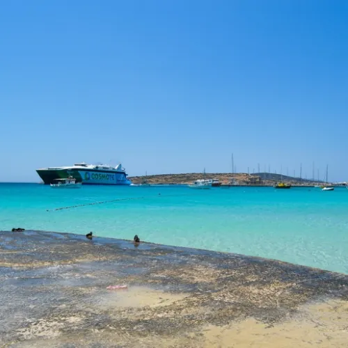 Marina i plitko more na Koufonisiju