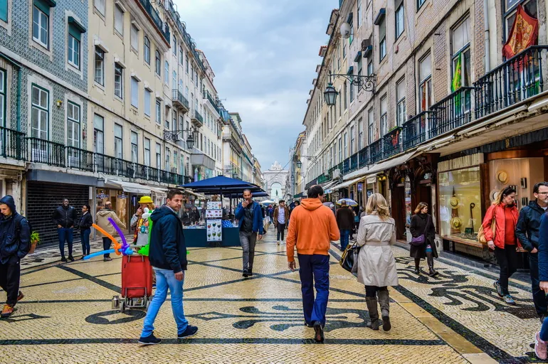 Pešačka ulica u centru Lisabona