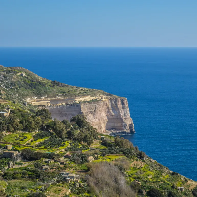 Dingli litice iznad mora