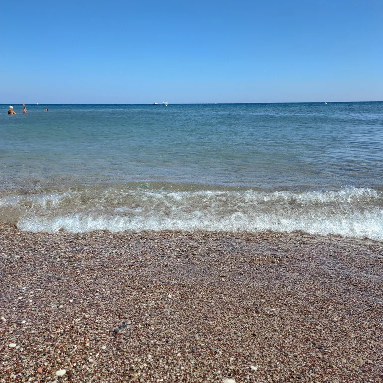 Plaža na istočnoj obali Rodosa