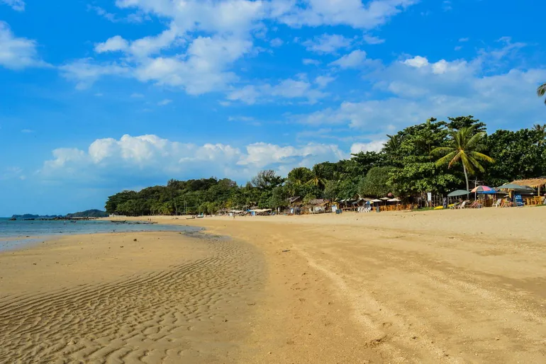 Plaža Long Beach na Koh Lanti