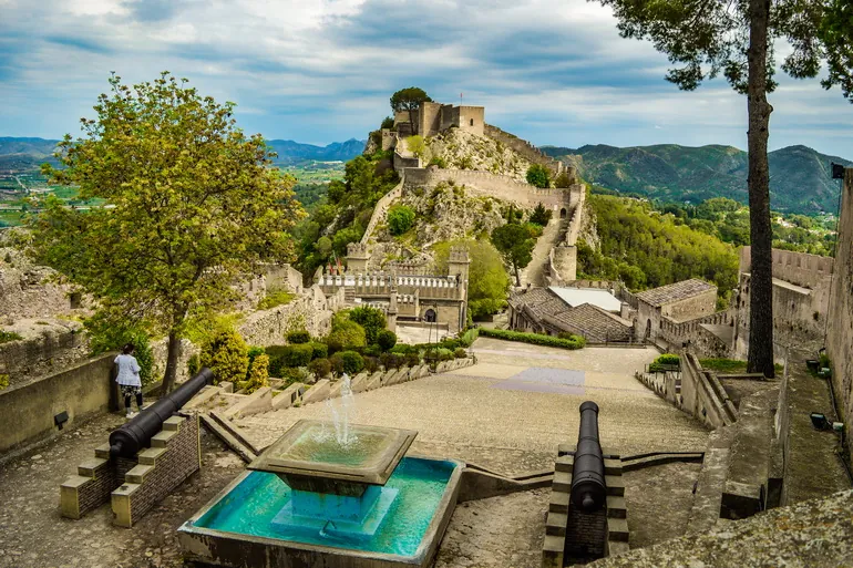 Tvrđava Šativa na brdu